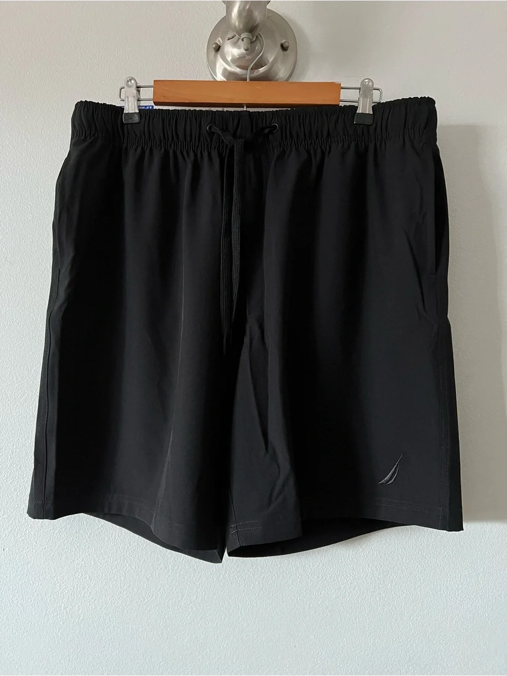 Nautica Men’s Black Performance Drawstring Shorts Sz L